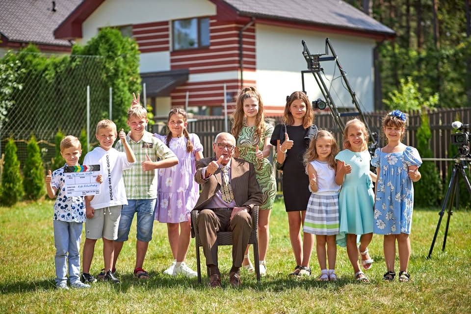 Команда Kids Film Studio после съёмки